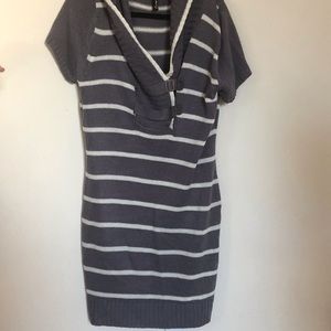 Short Sleeve Gray and White Dress